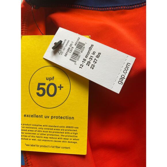 NWT GAP BabyGap Long Sleeve Shark Rash Guard Swim Top (12-18 Months) - Picture 5 of 6